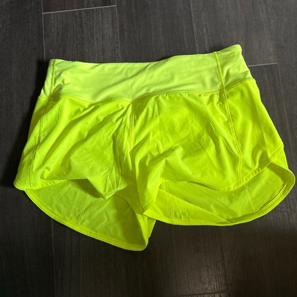 Lululemon speed up mid rise short 4”